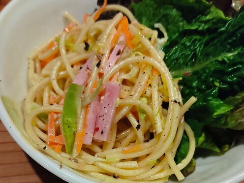 キャベツとハムのスパゲッティサラダ